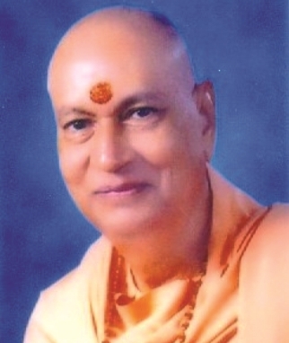 H.H. Mahámandaleshvara Sv. Satyamitránanda Giri Mahá Rája