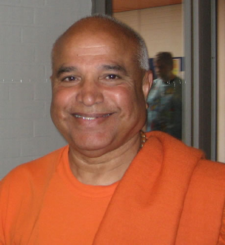 H. H. Svámin Yogasvarupánandaji Mahá Rája